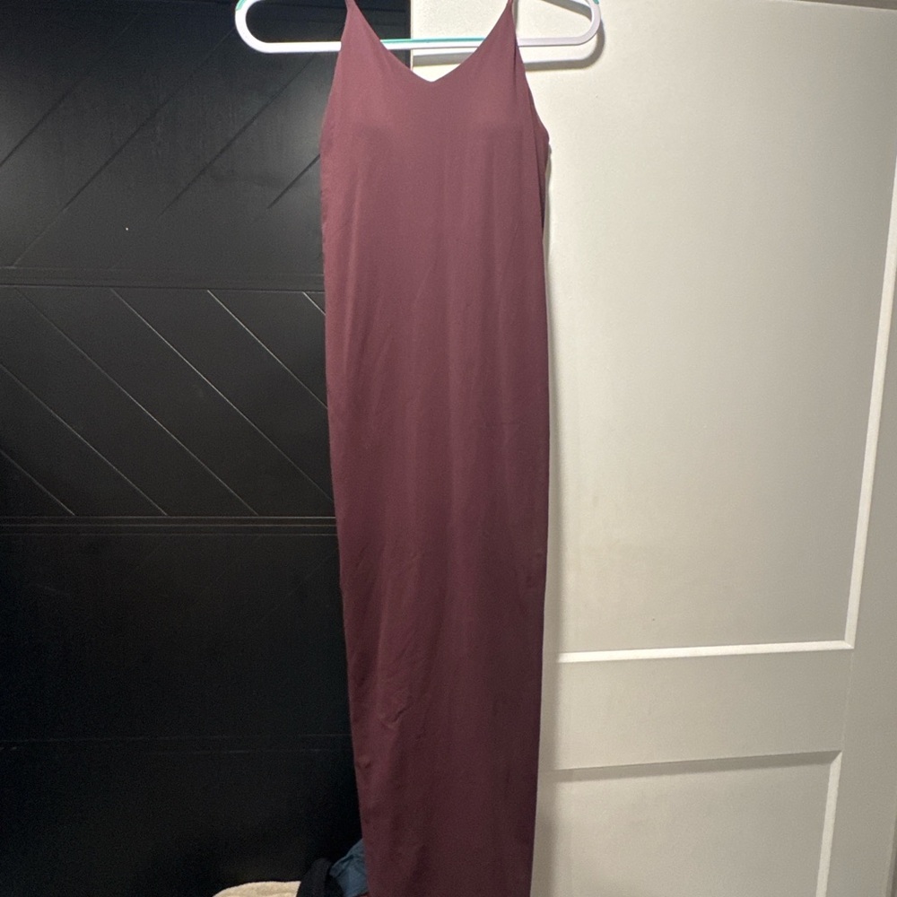 Fabletics Plum Bodycon Midi Dress w/ Built-In Bra – Size Small